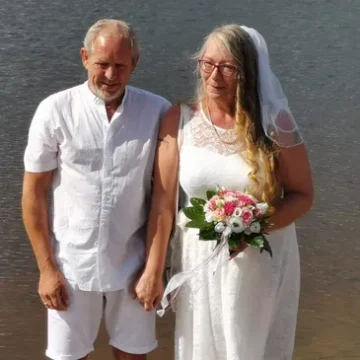 rs=w_365,h_365,cg_true (1)